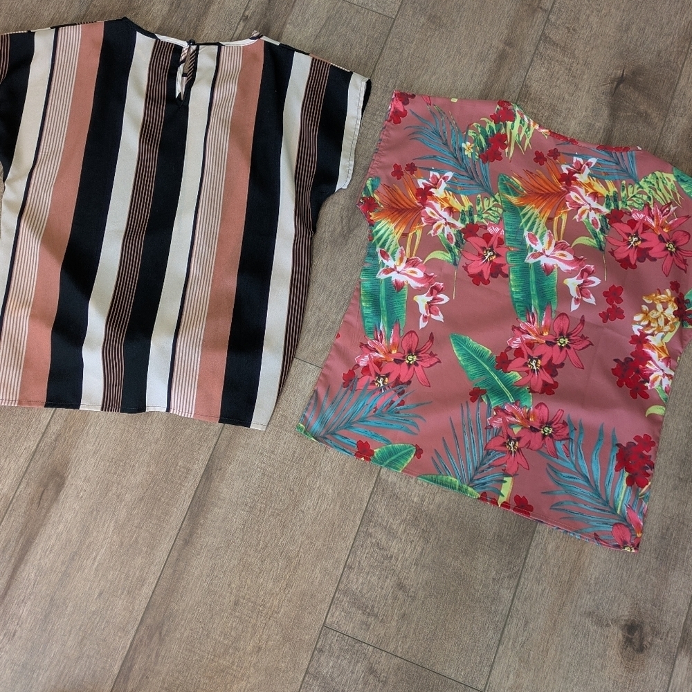 Striped and Floral Short Sleeve Tops - Picture 6 of 6
